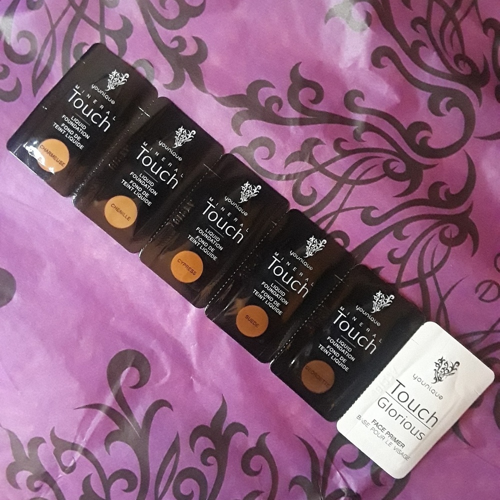 Younique liquid foundation samples-deep